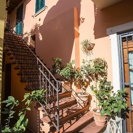 Daire Morgnaga Lovely Flat Gardone Riviera